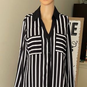 Express Black & White Stripes DressShirt Size Small Petite Fits S/M